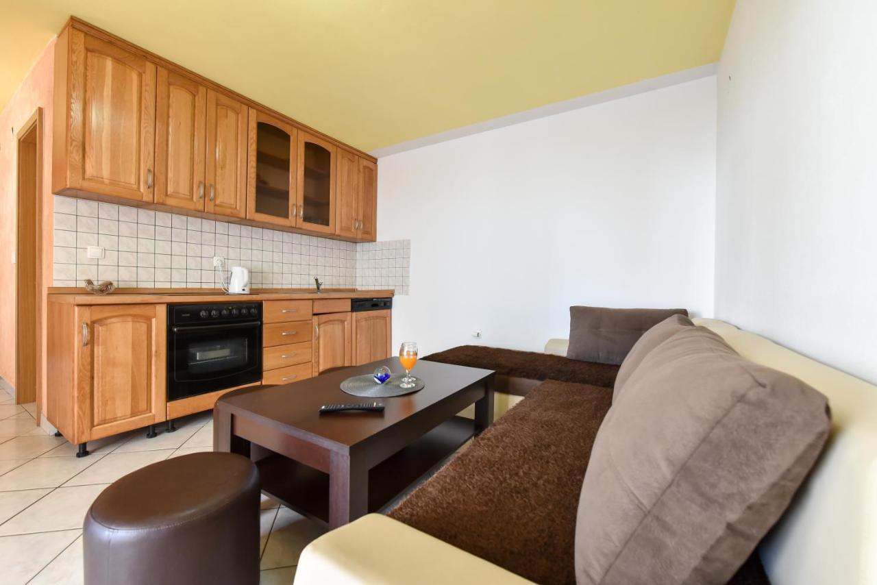 Apartments Krepo Vir Εξωτερικό φωτογραφία