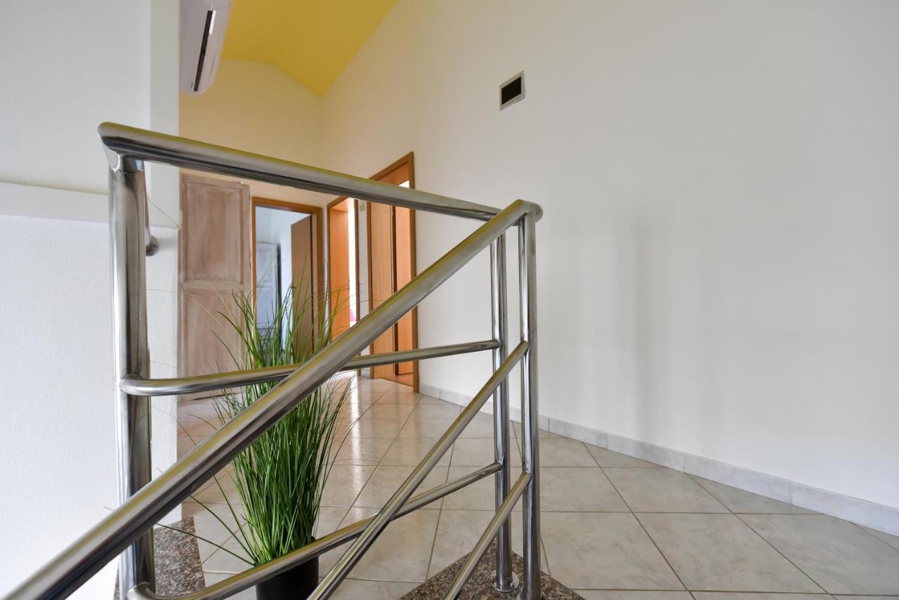 Apartments Krepo Vir Εξωτερικό φωτογραφία
