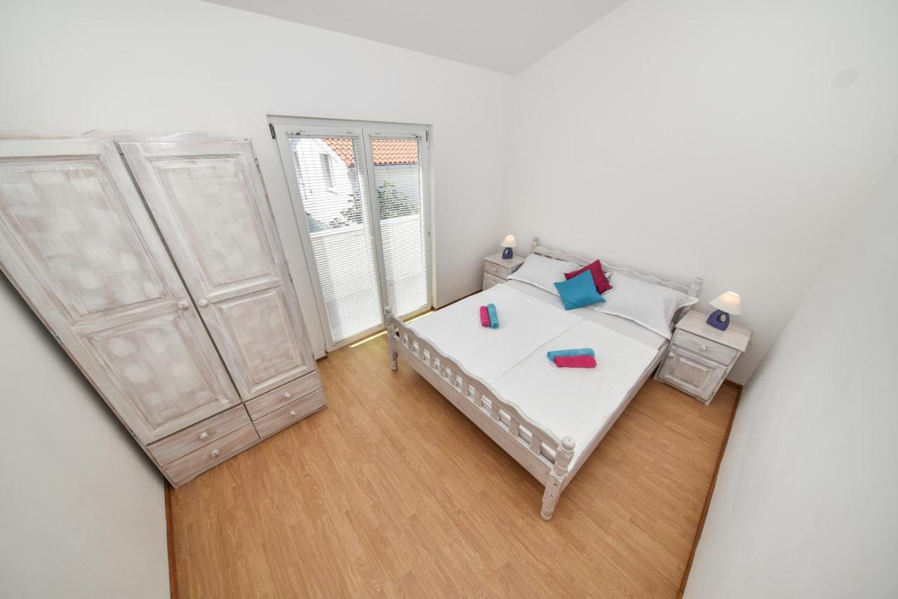 Apartments Krepo Vir Εξωτερικό φωτογραφία