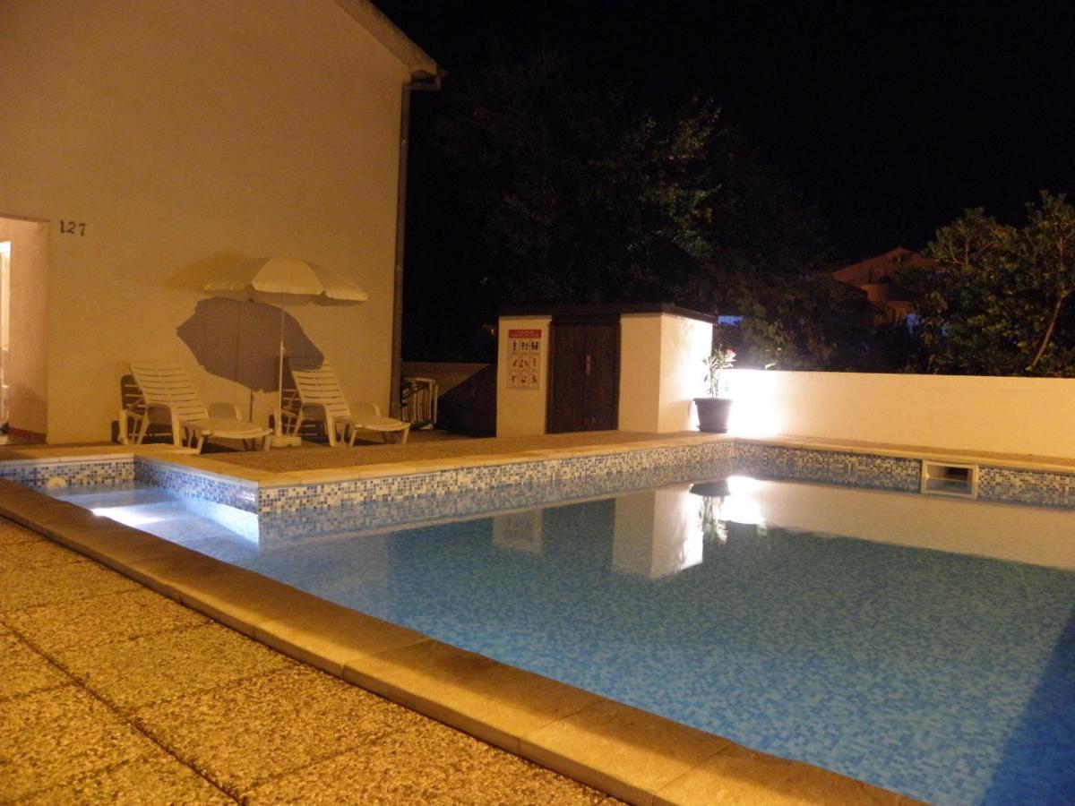 Apartments Krepo Vir Εξωτερικό φωτογραφία