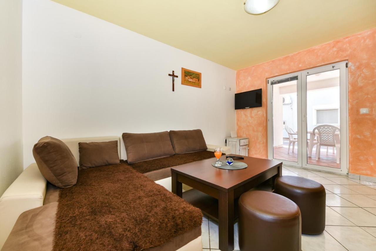 Apartments Krepo Vir Εξωτερικό φωτογραφία