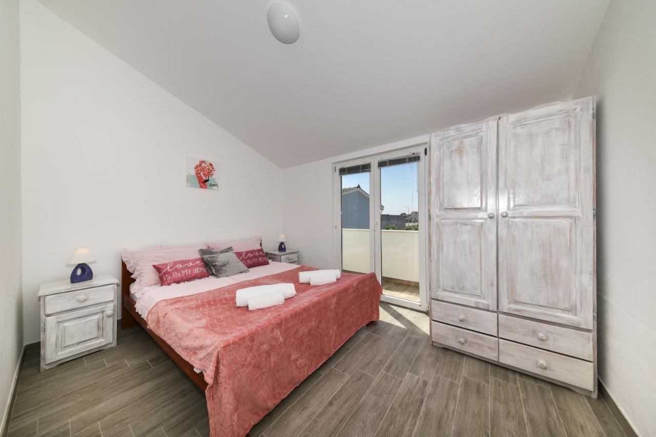 Apartments Krepo Vir Εξωτερικό φωτογραφία