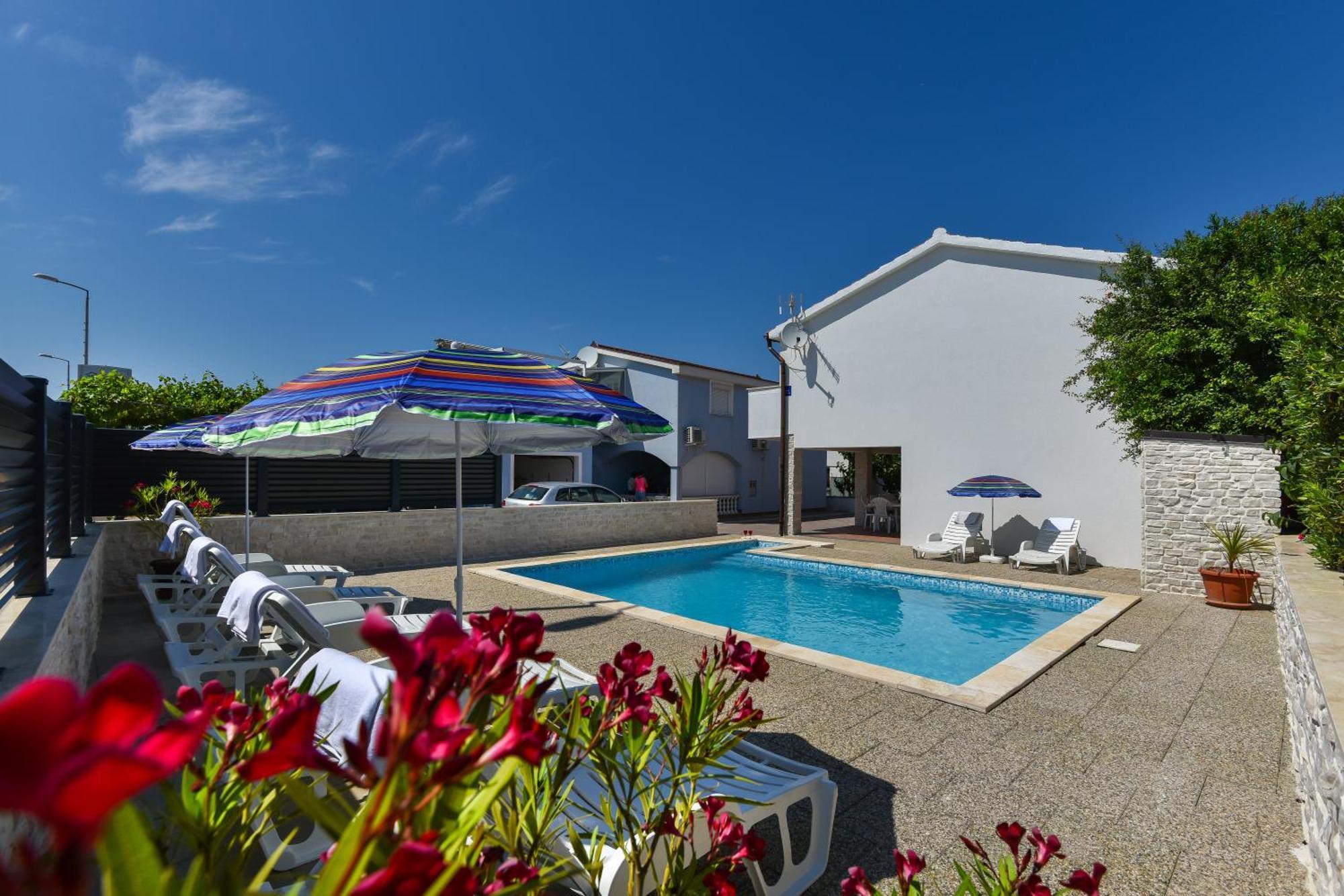 Apartments Krepo Vir Εξωτερικό φωτογραφία