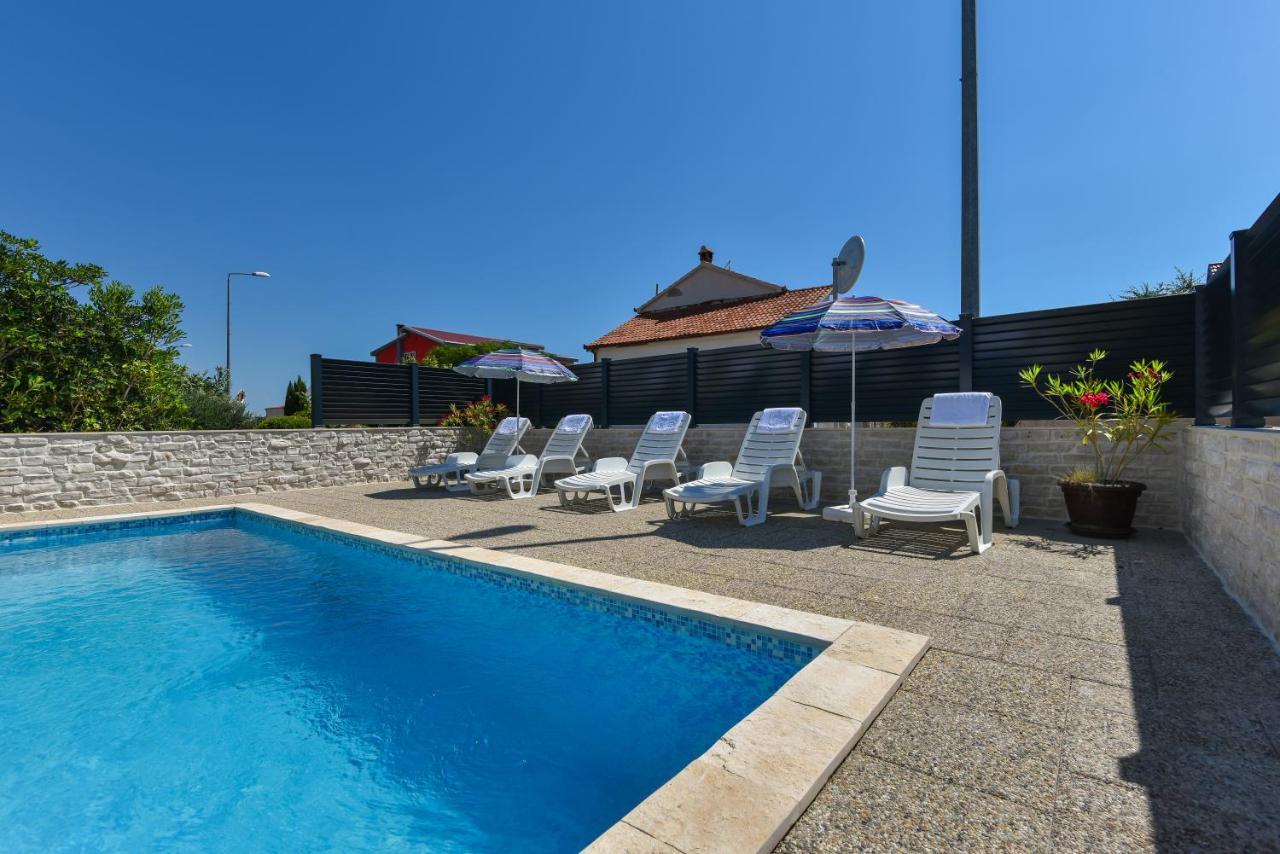 Apartments Krepo Vir Εξωτερικό φωτογραφία