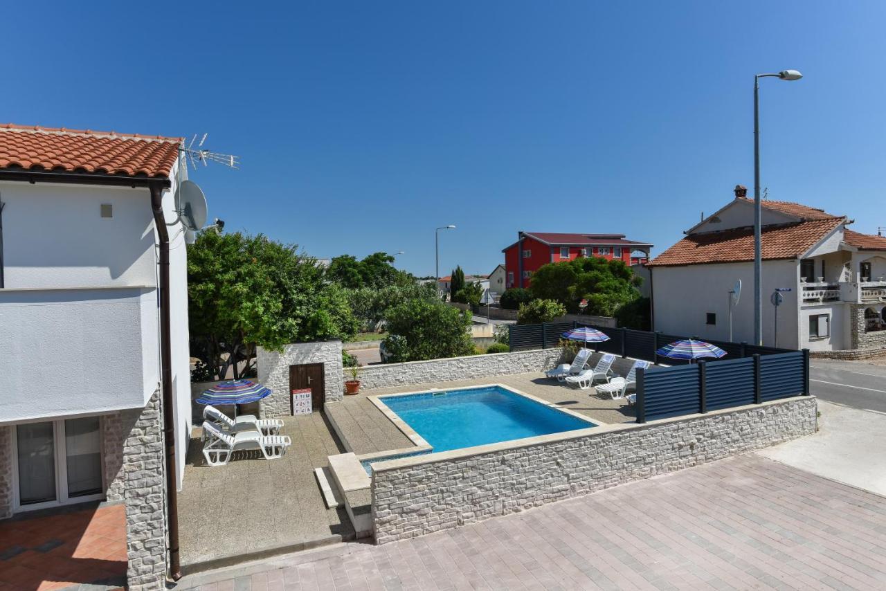 Apartments Krepo Vir Εξωτερικό φωτογραφία