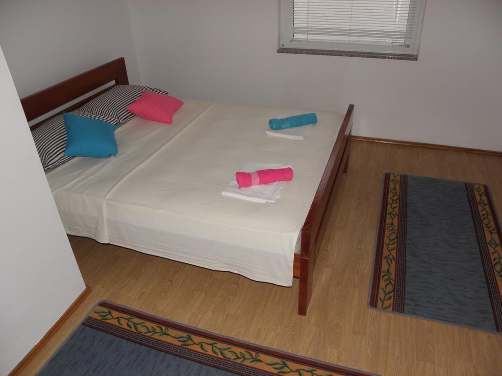 Apartments Krepo Vir Εξωτερικό φωτογραφία