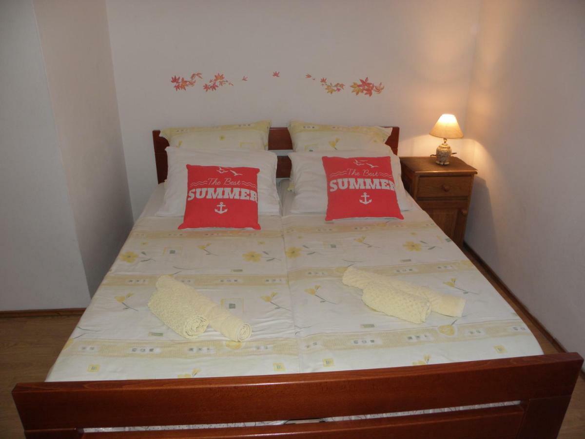 Apartments Krepo Vir Εξωτερικό φωτογραφία